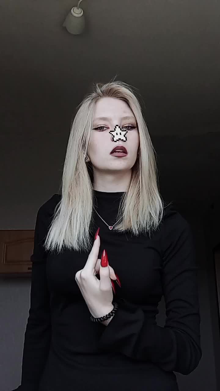 @стервочка🖤