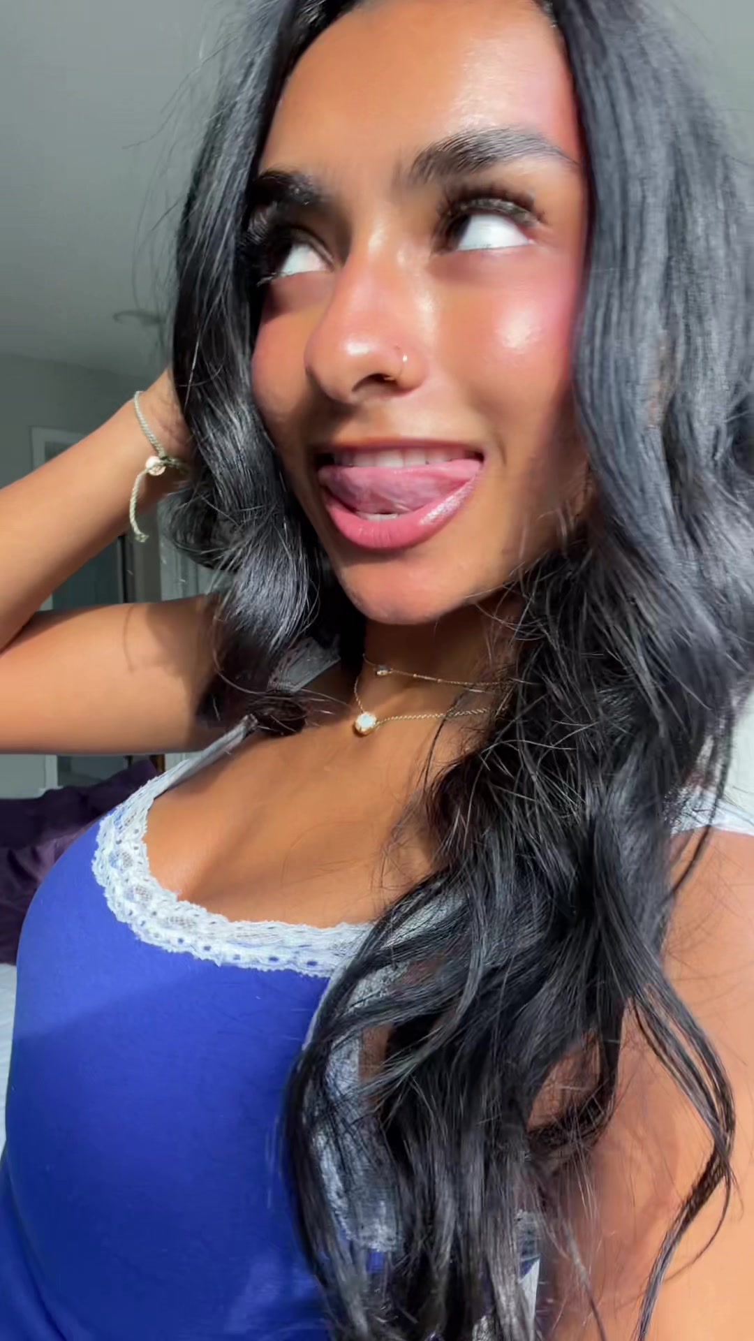 @simi🍇