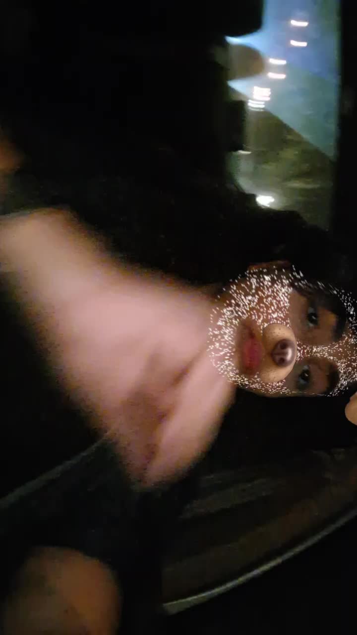 @𝒮𝒽𝒶𝓃𝒶𝓎 𐙚
