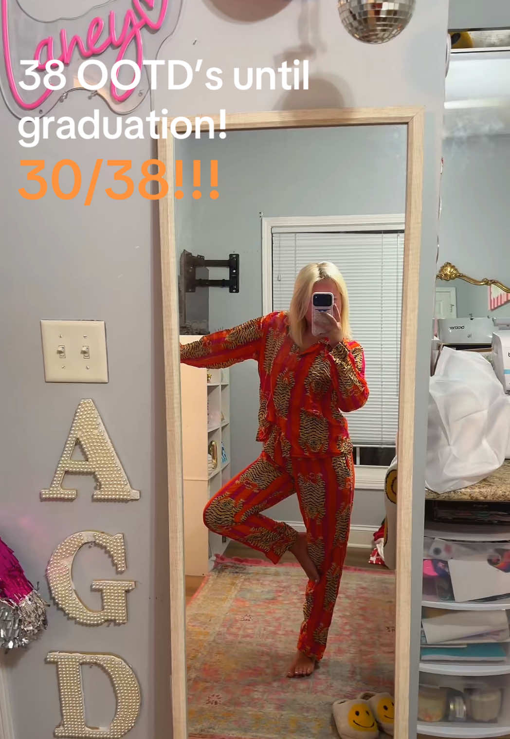 @laneygracekelley