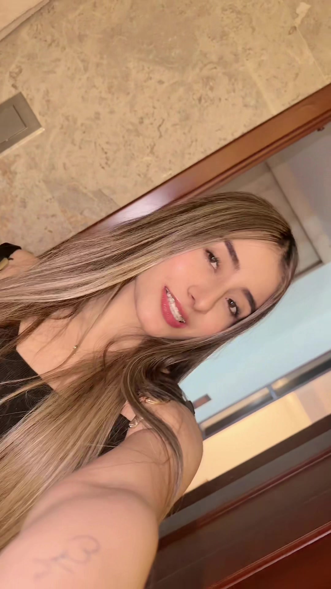 @Laura S León Melo