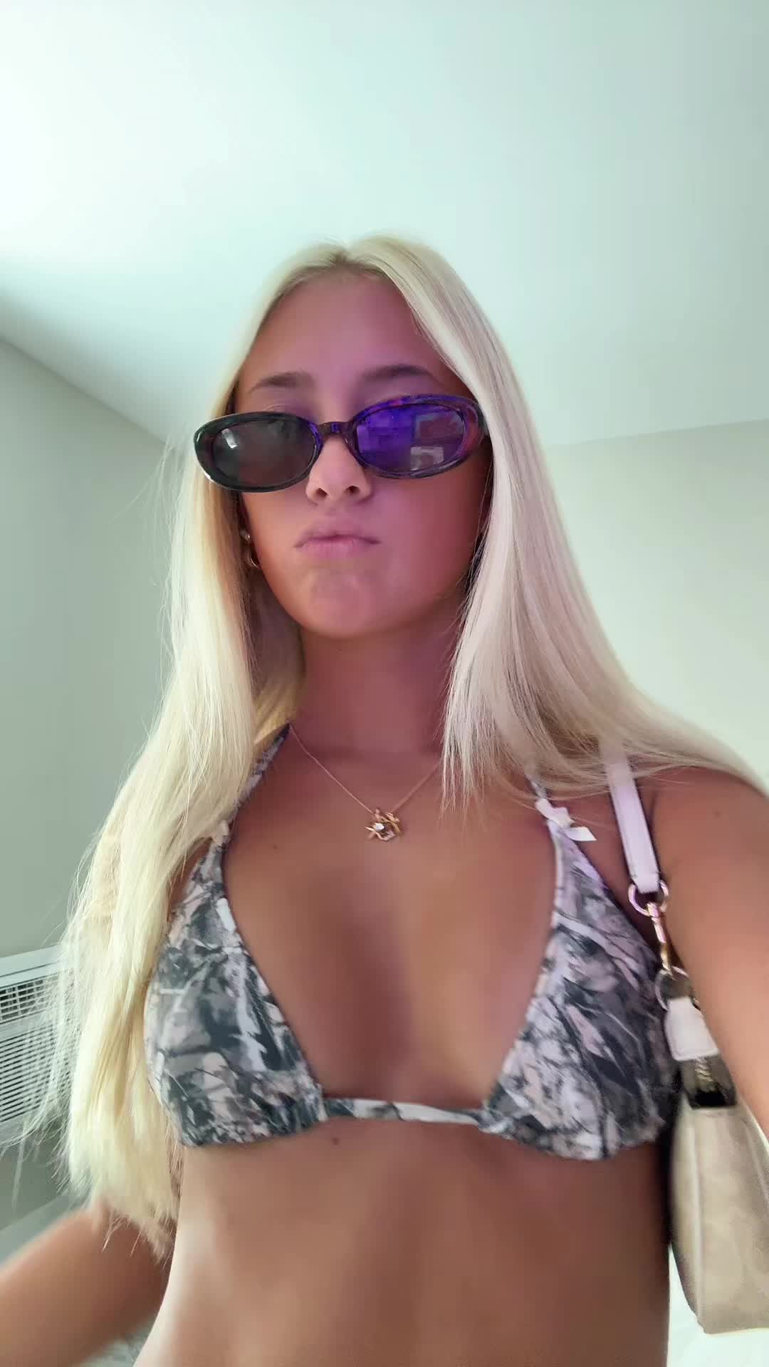 @ly🪽
