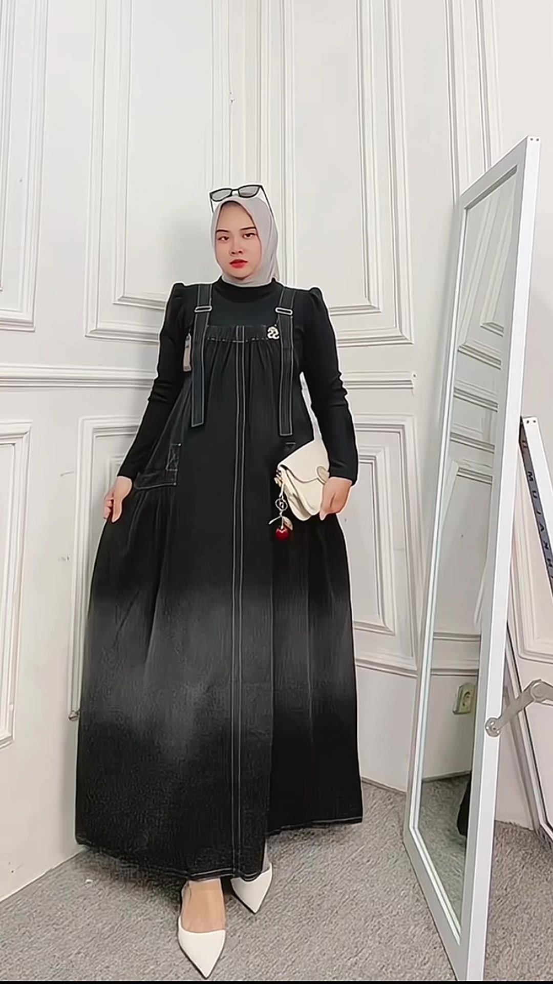 @Raisa Collections