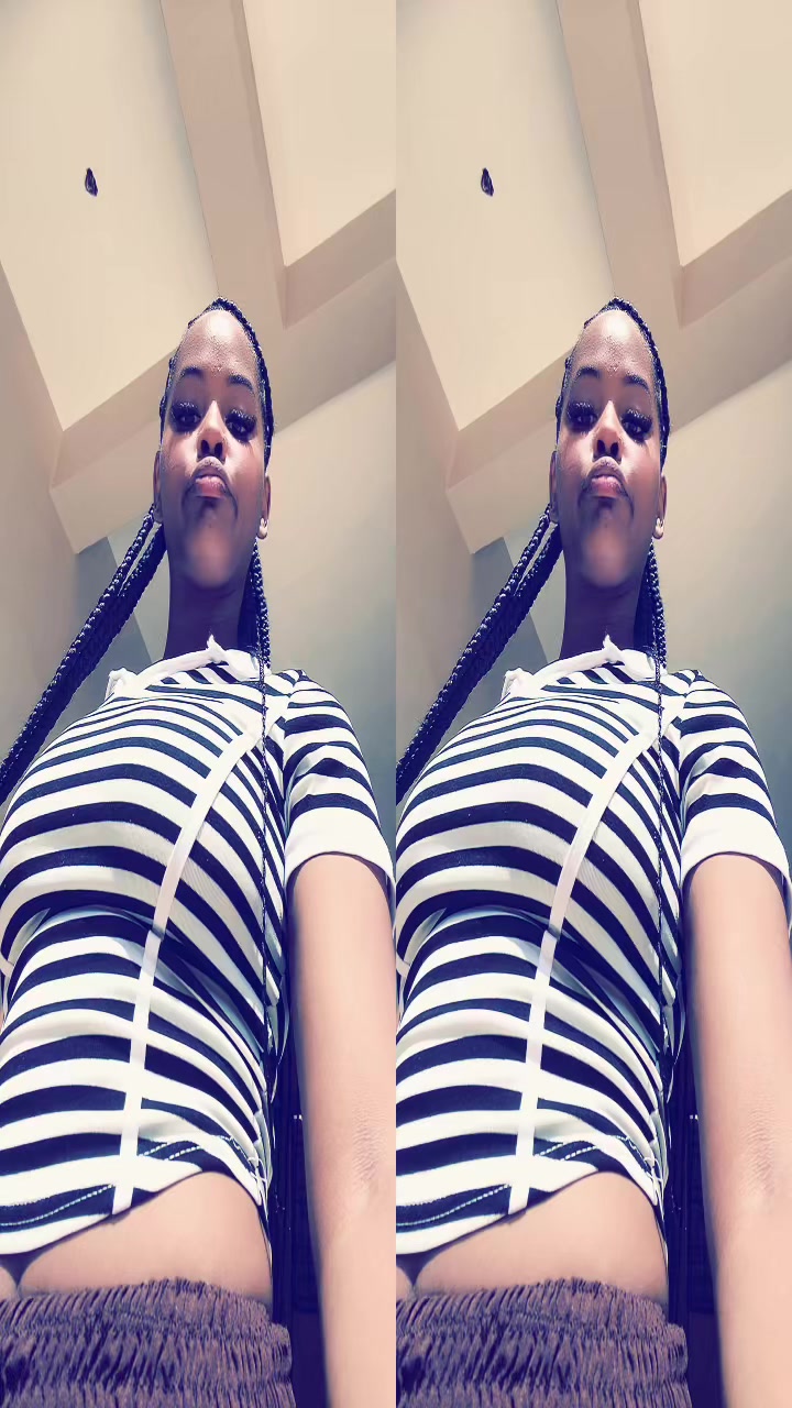 @queen_b_00