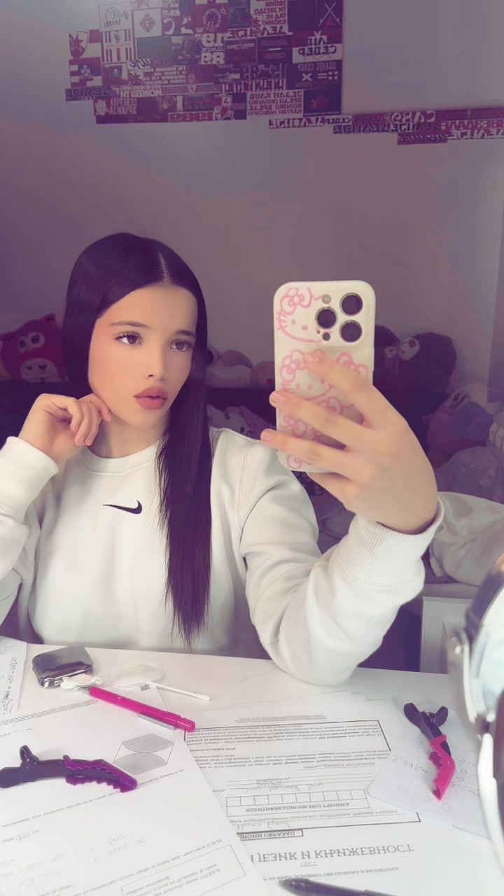 @hanaaa