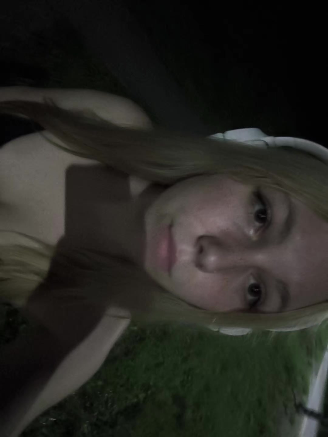 @Дина