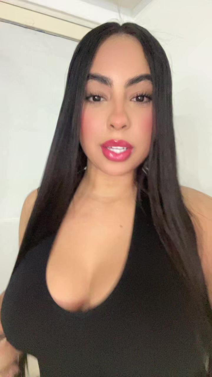 @Laura Mena