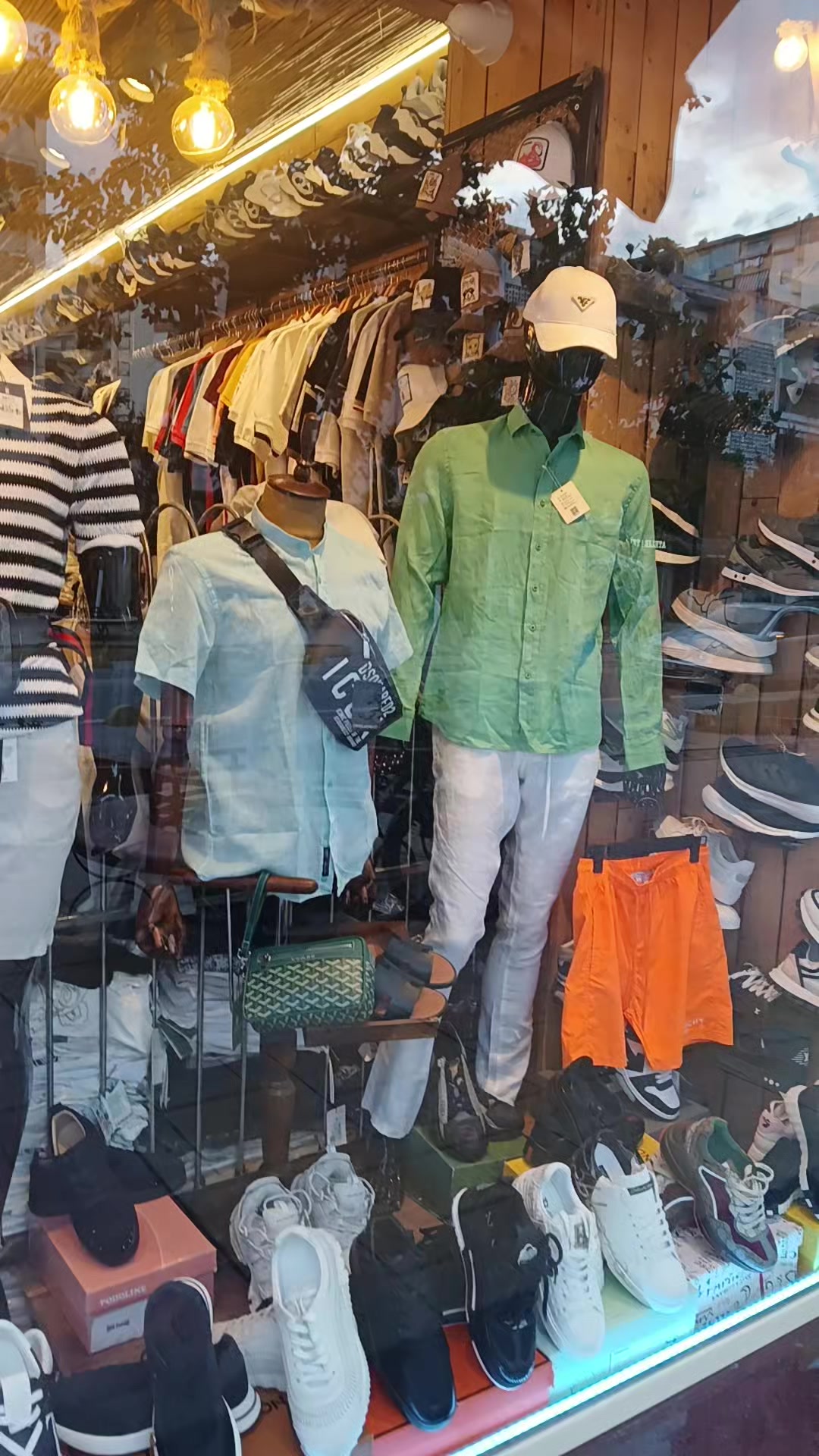 @Ueslibutik