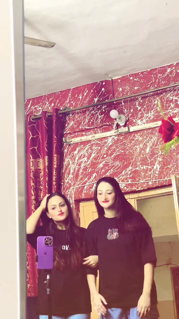 @✨Cute Sisters 💜💫