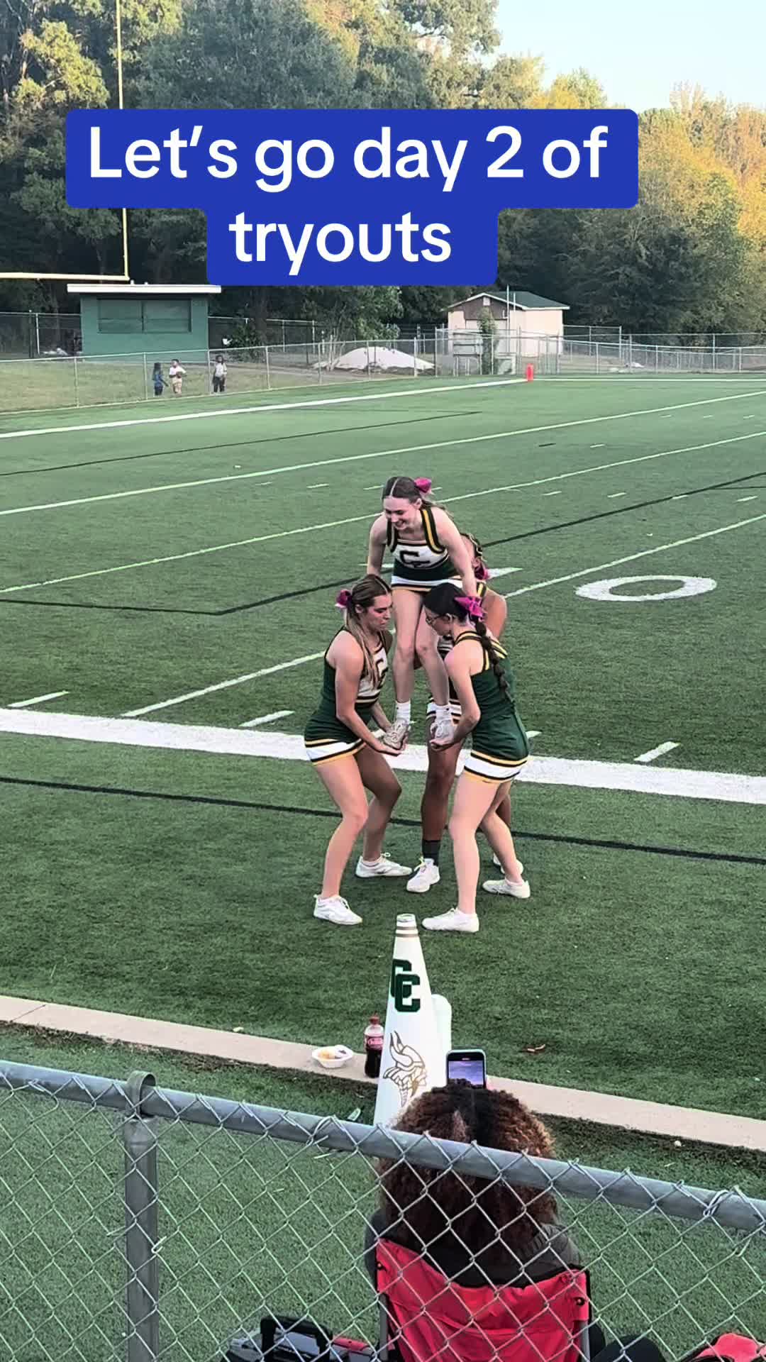 @savycheertoo