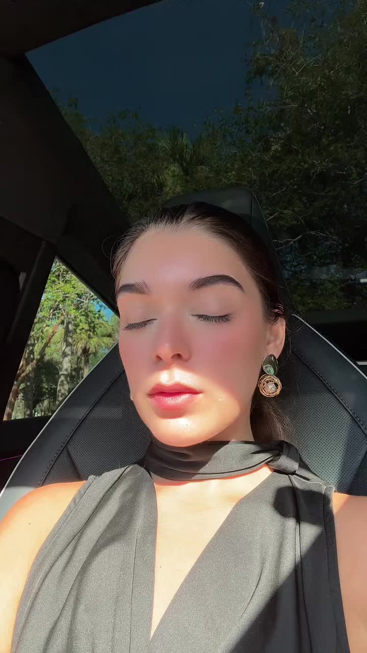 @Lara Bauer