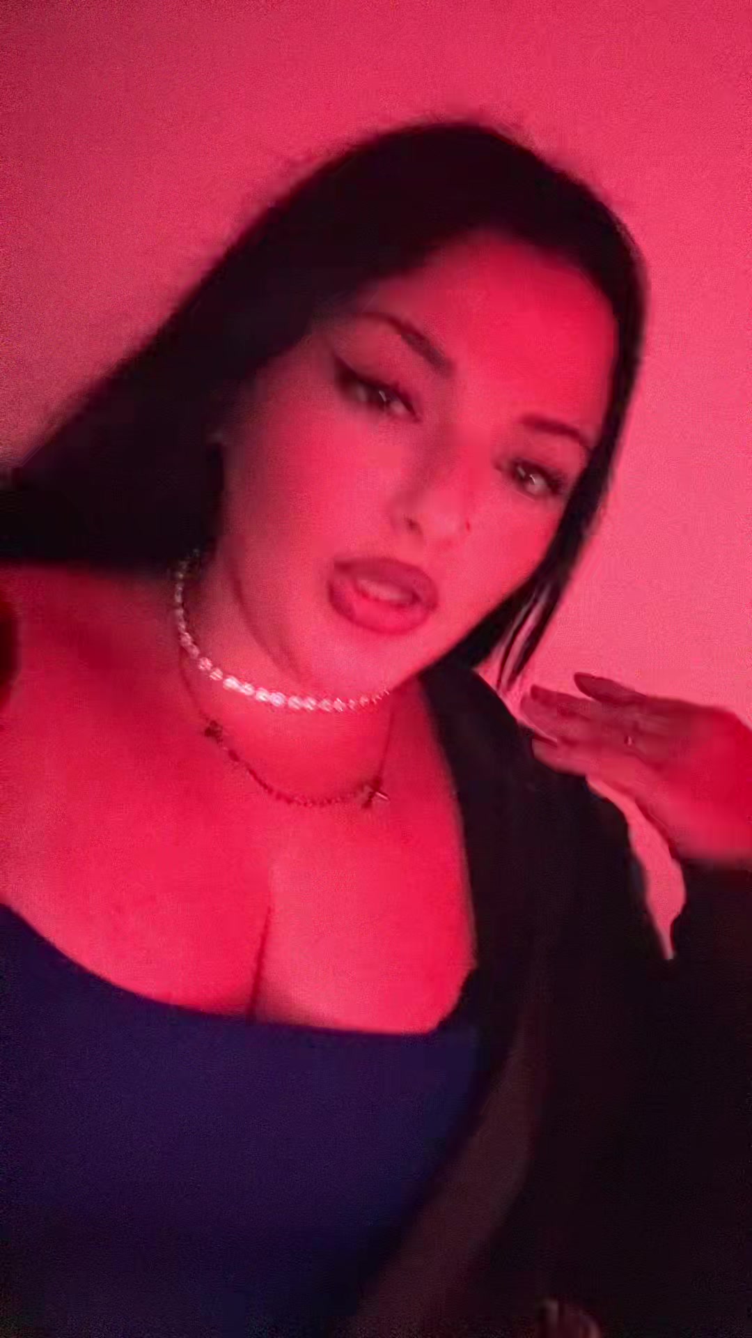 @𝓐𝓾𝓻𝔂🥀