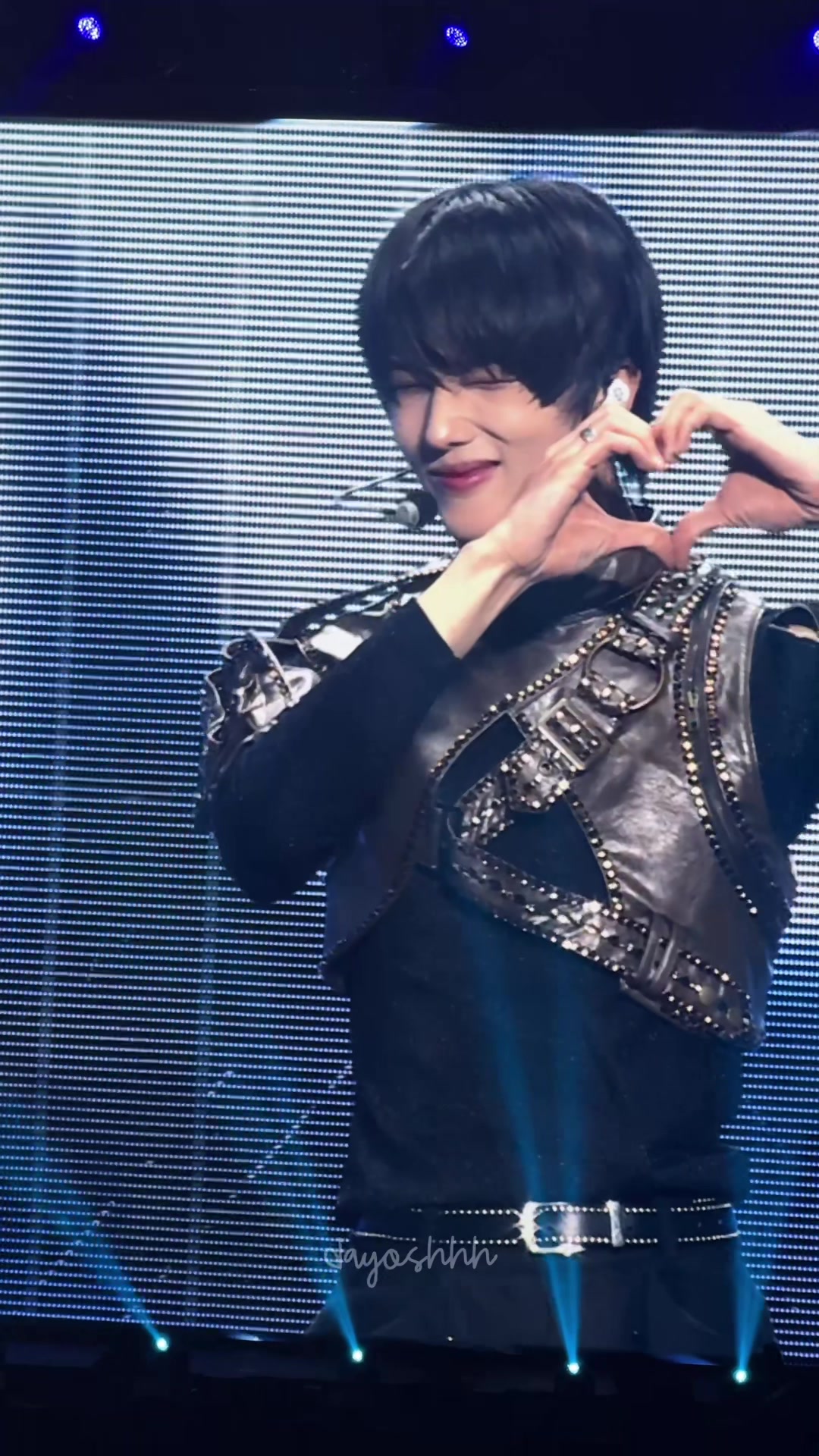 @dayosh ☽̶☾
