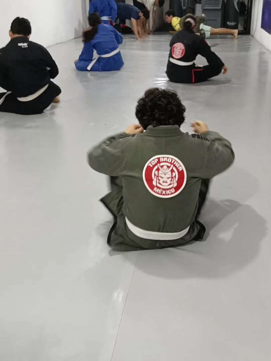 @ZavaletaKickboxing_mma