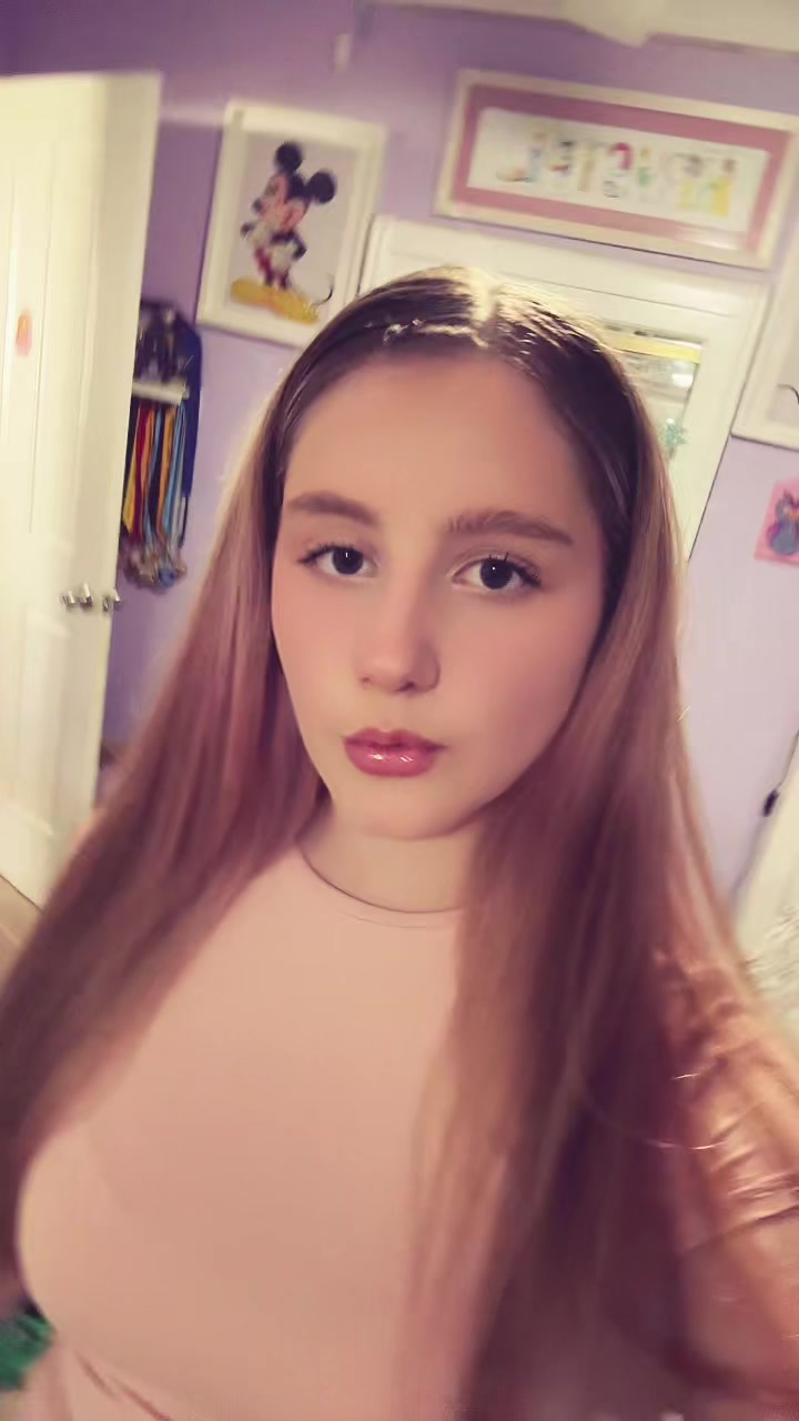 @Krystal_Jayde5