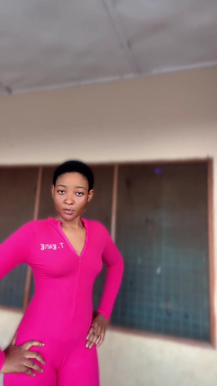 @…..🖇️Realest 🦋Afyah 💦💕