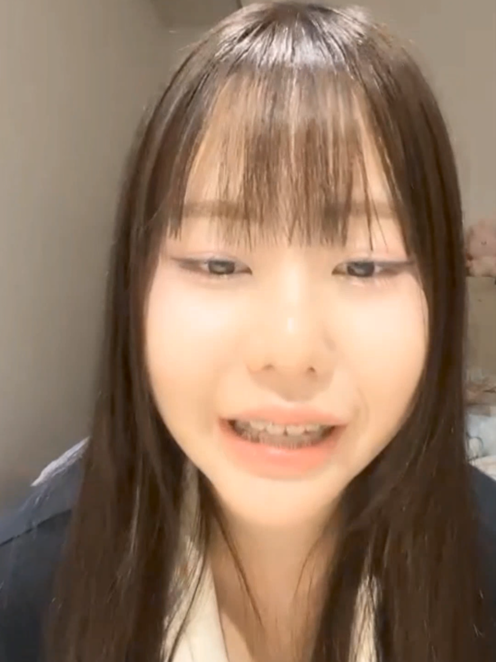 @T
