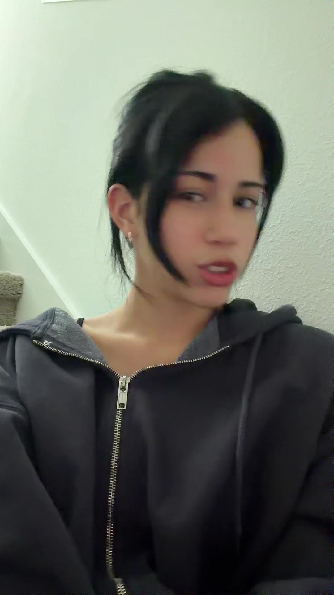 @:3