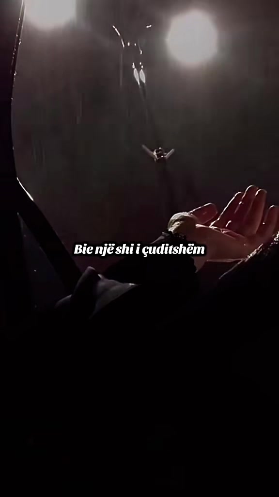 @🍁Αleκsαndrα🍁