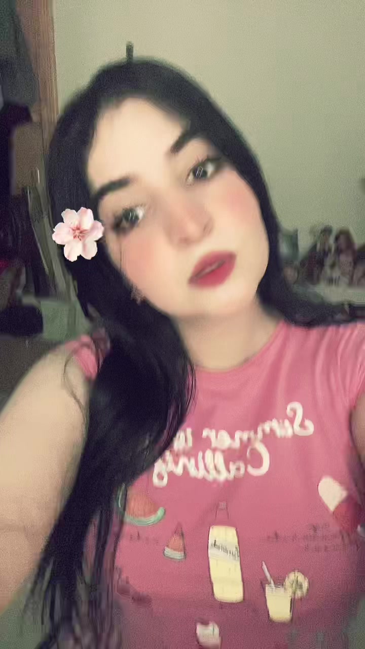 @oumniabetty1