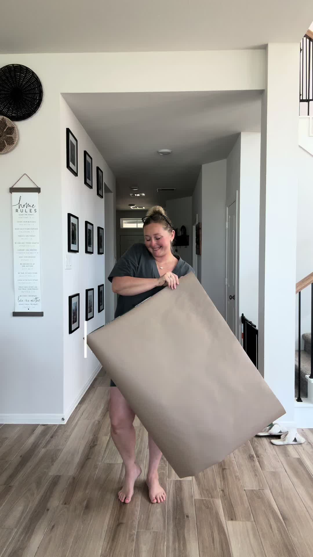 @Lindsey | Banner Artist & Mom