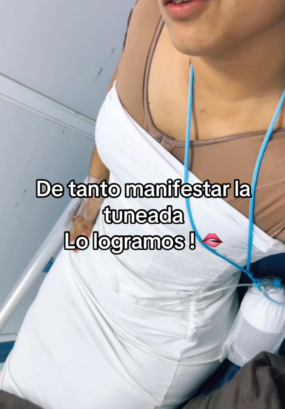 @DOMENICA VELOZ