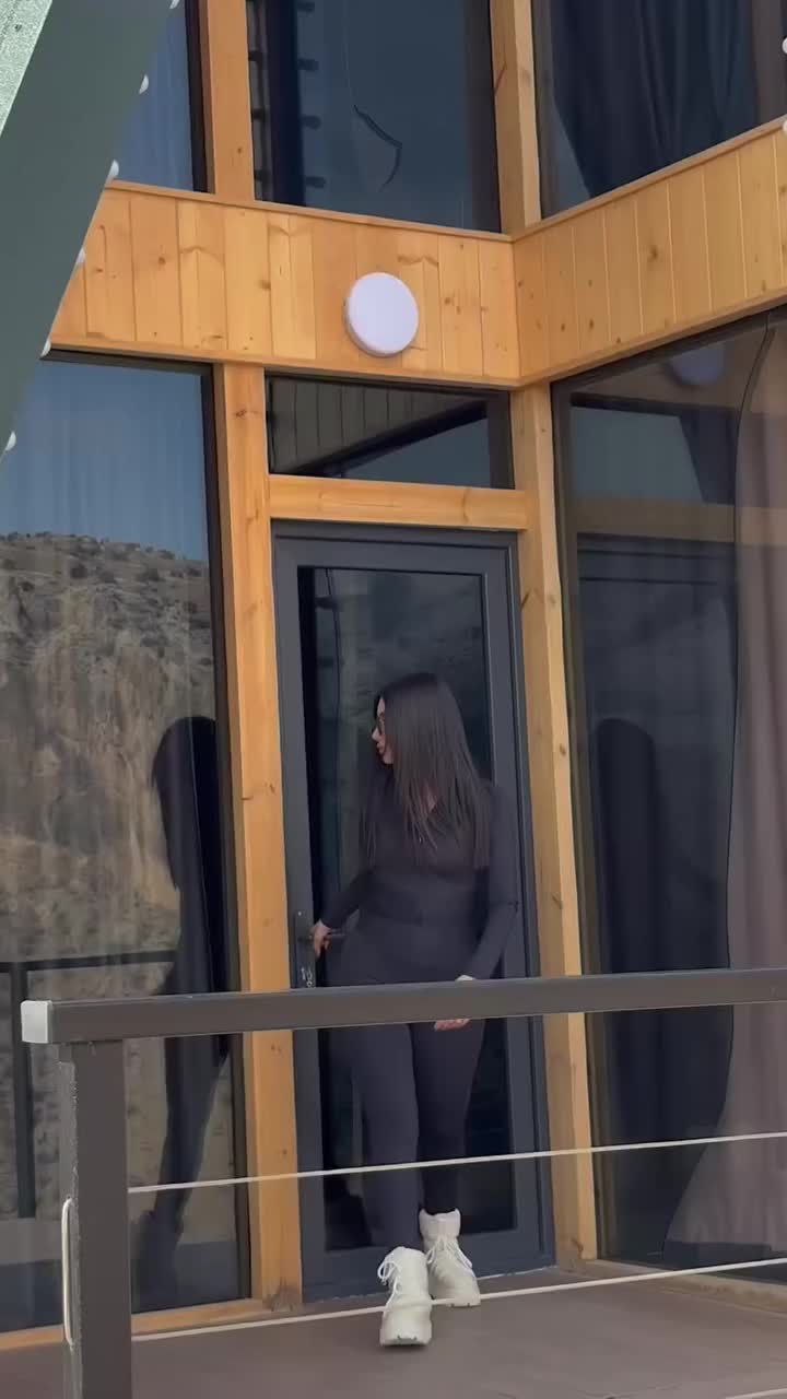 @Aurora