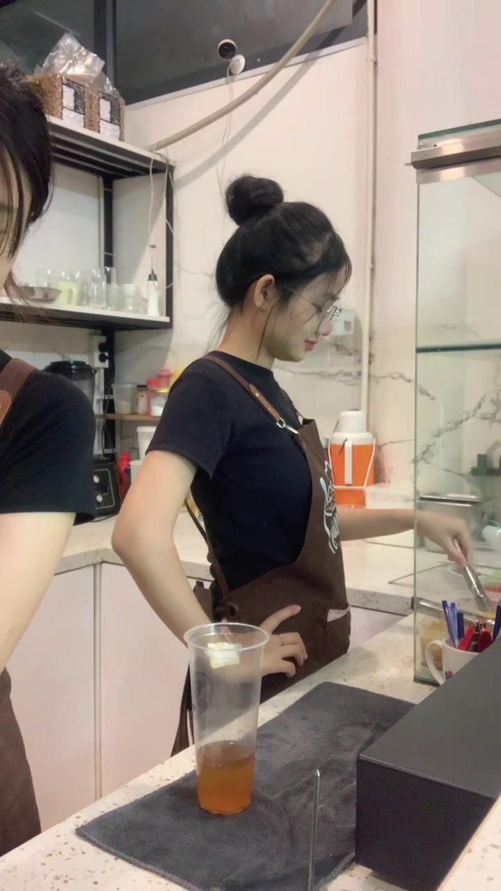 @B&ugrave;i Thu Thủy 🎐