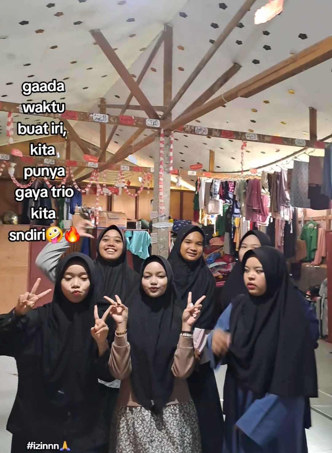 @NR`Ayaa♡