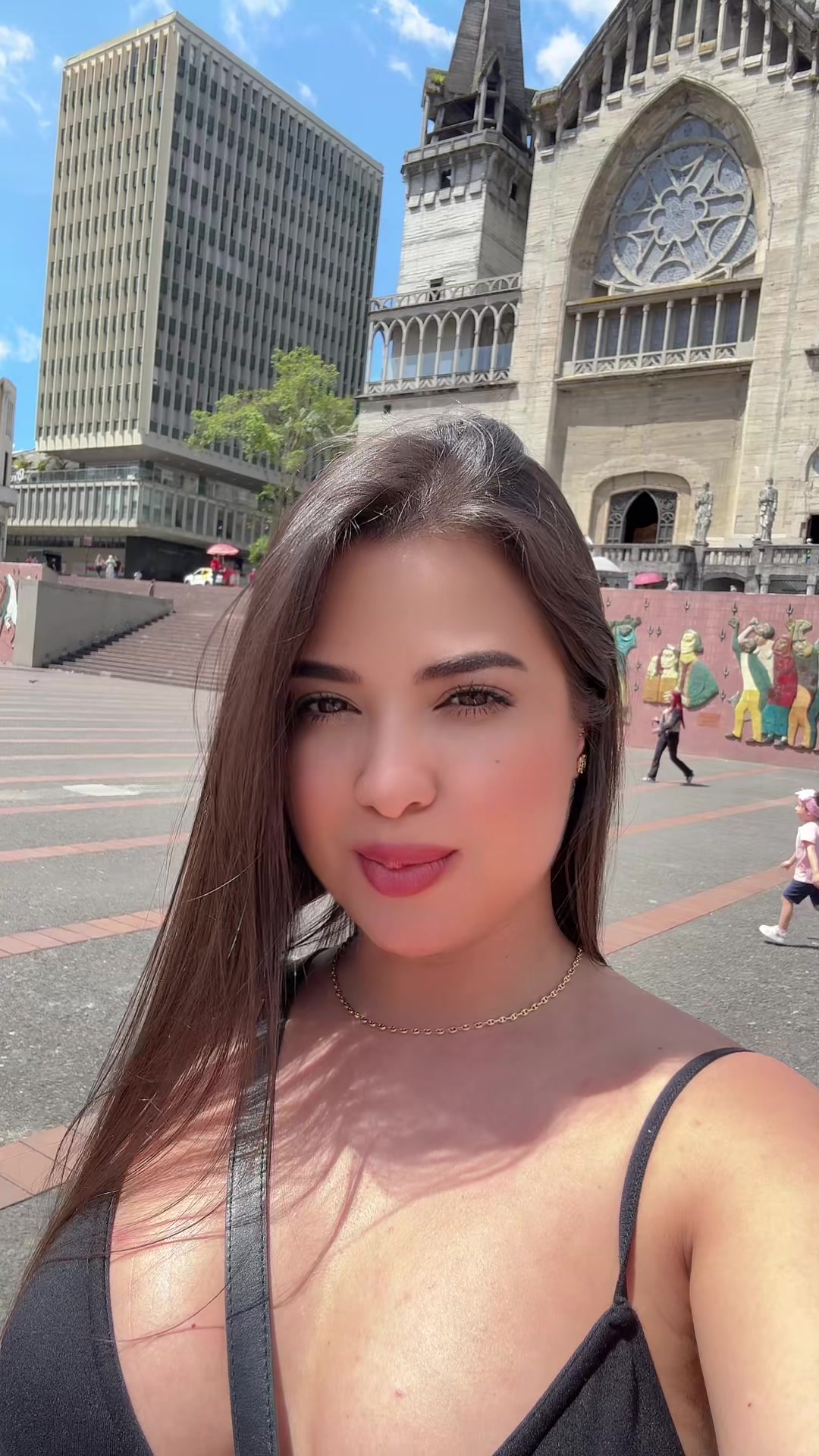 @𝓕𝓮𝓻𝓷𝓪𝓷𝓭𝓪 💎