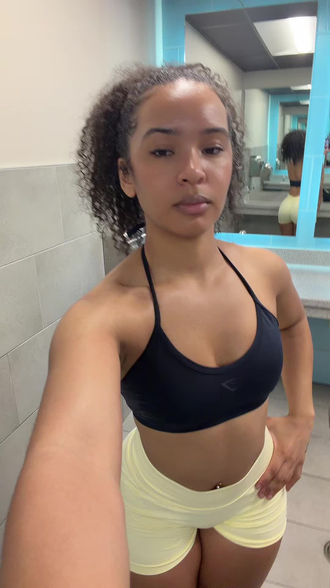 @Ari