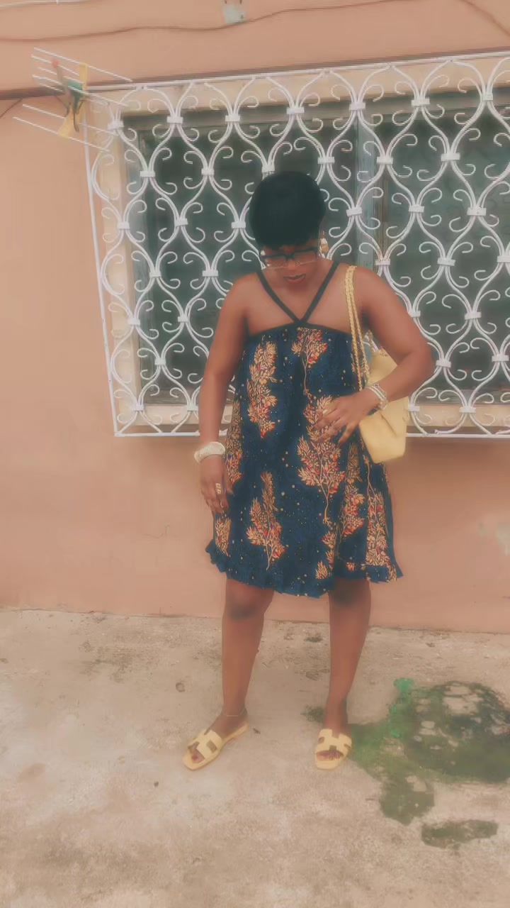 @Queencytee1999