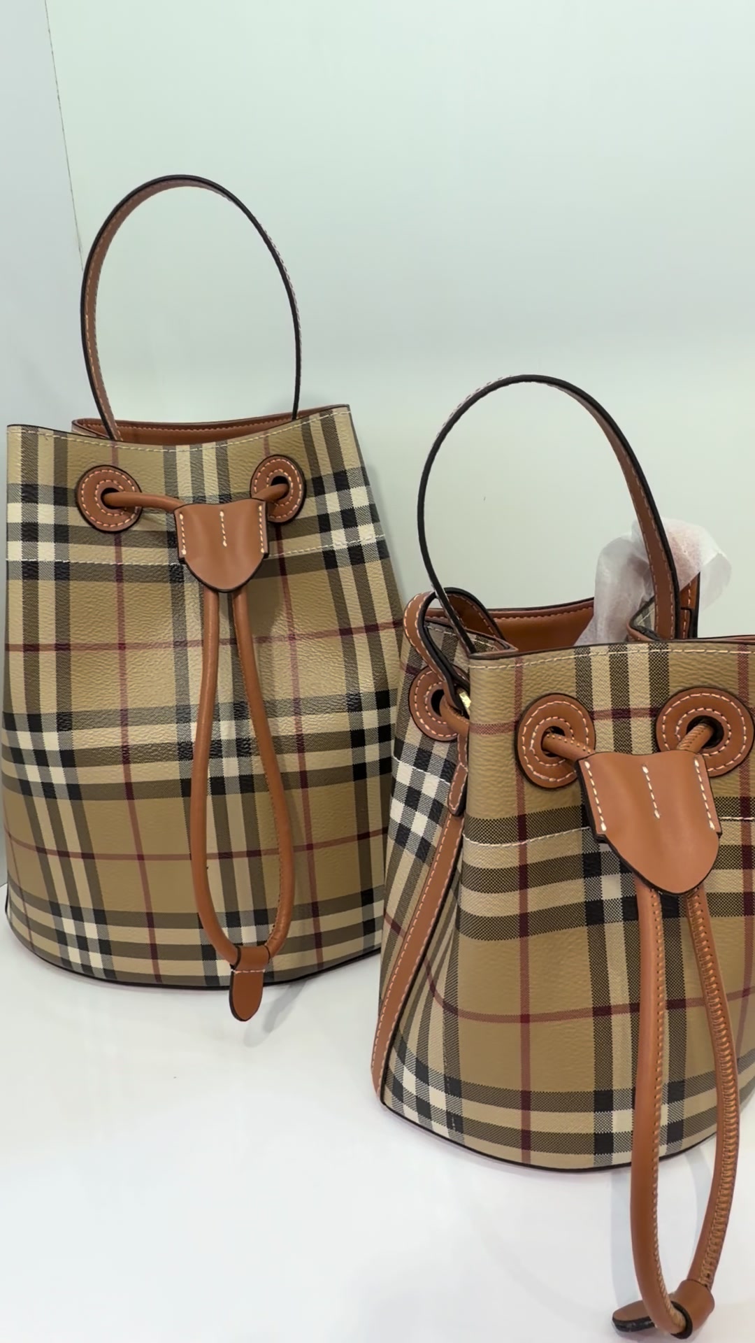 @leo.lux_bags