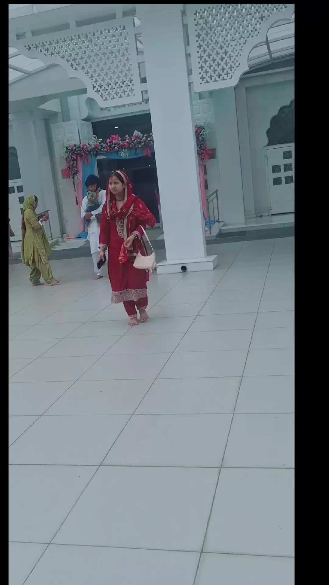 @अभागी परदेशी छोरी 🇮🇳🇳🇵😭
