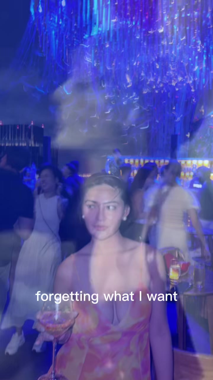 @أنجيلا