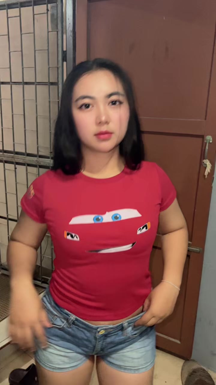 @พลอยไง🇹🇭🇲🇲(6.7M)