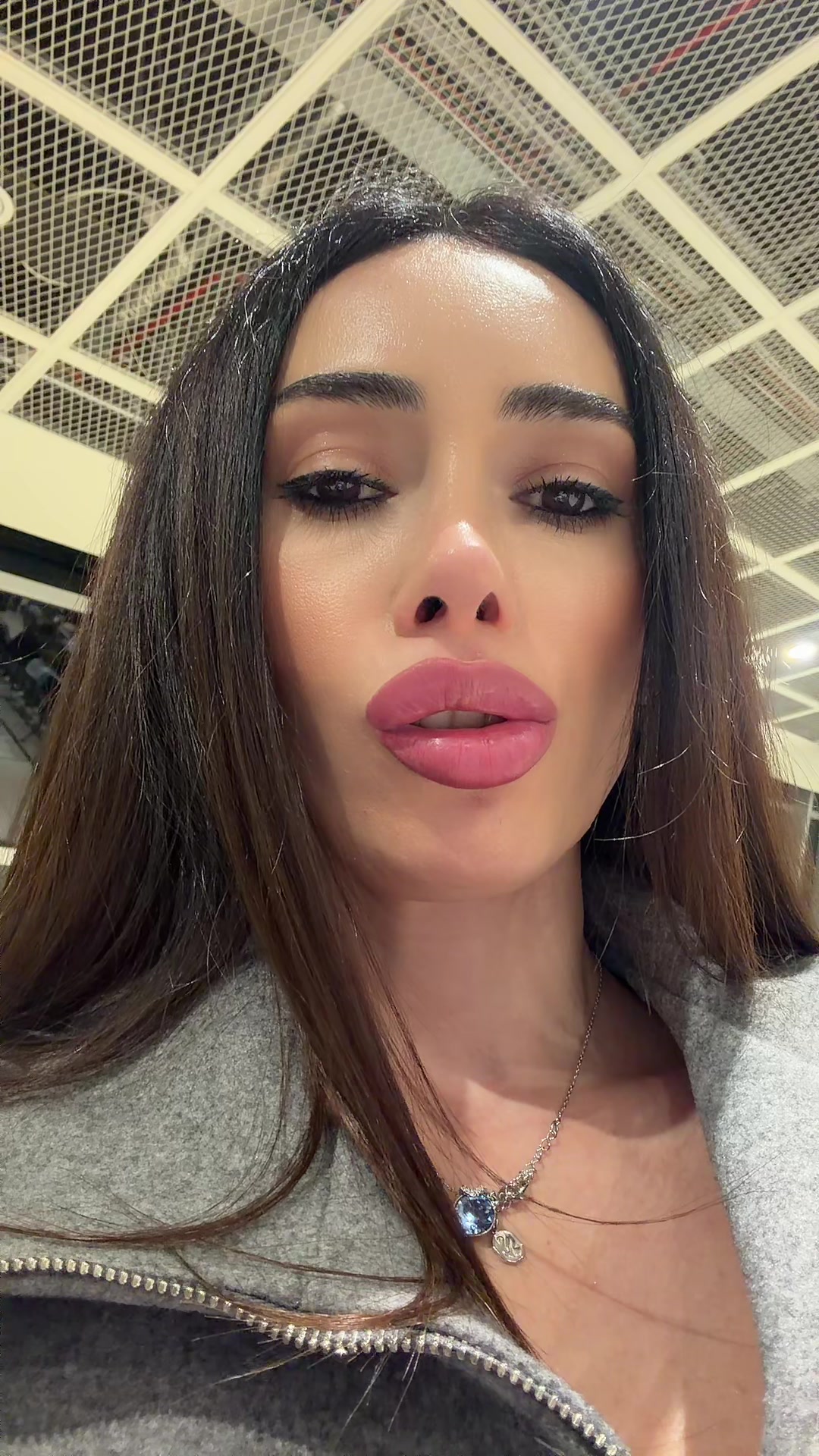 @Shakhana_25