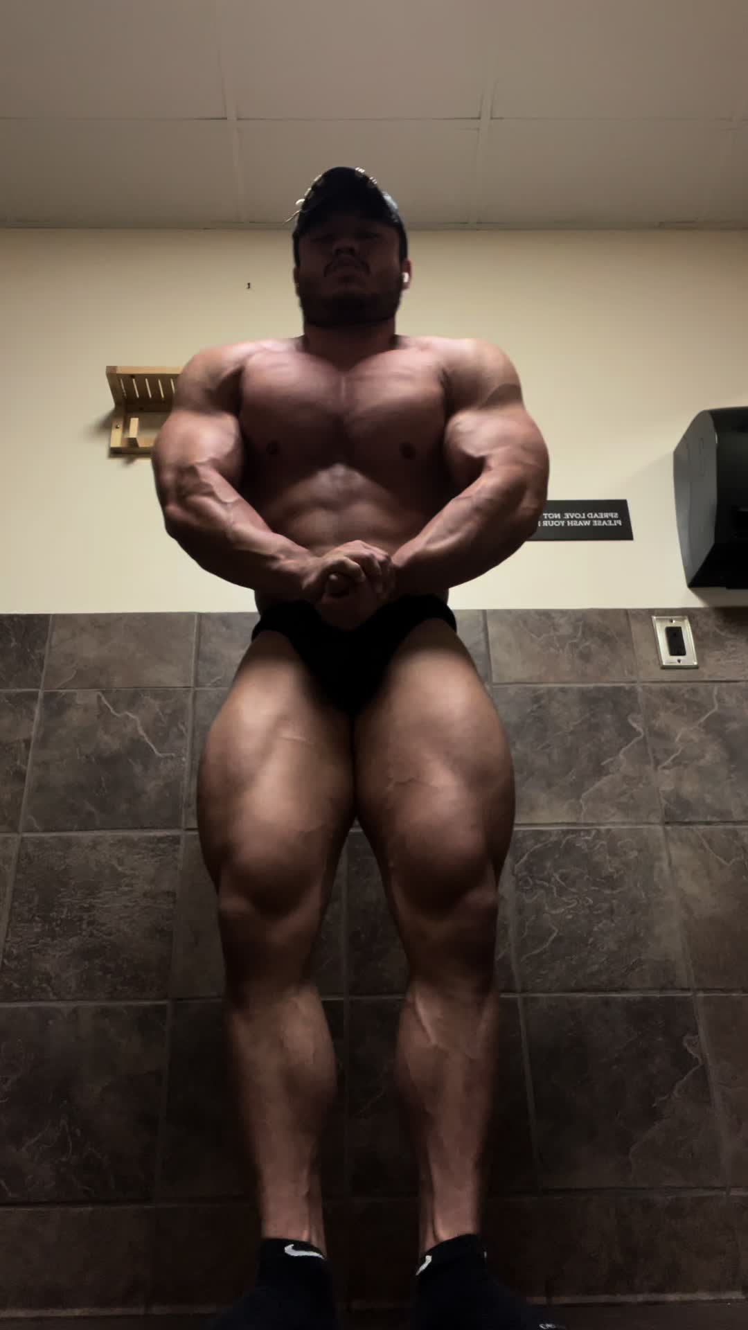 @Extralarge24
