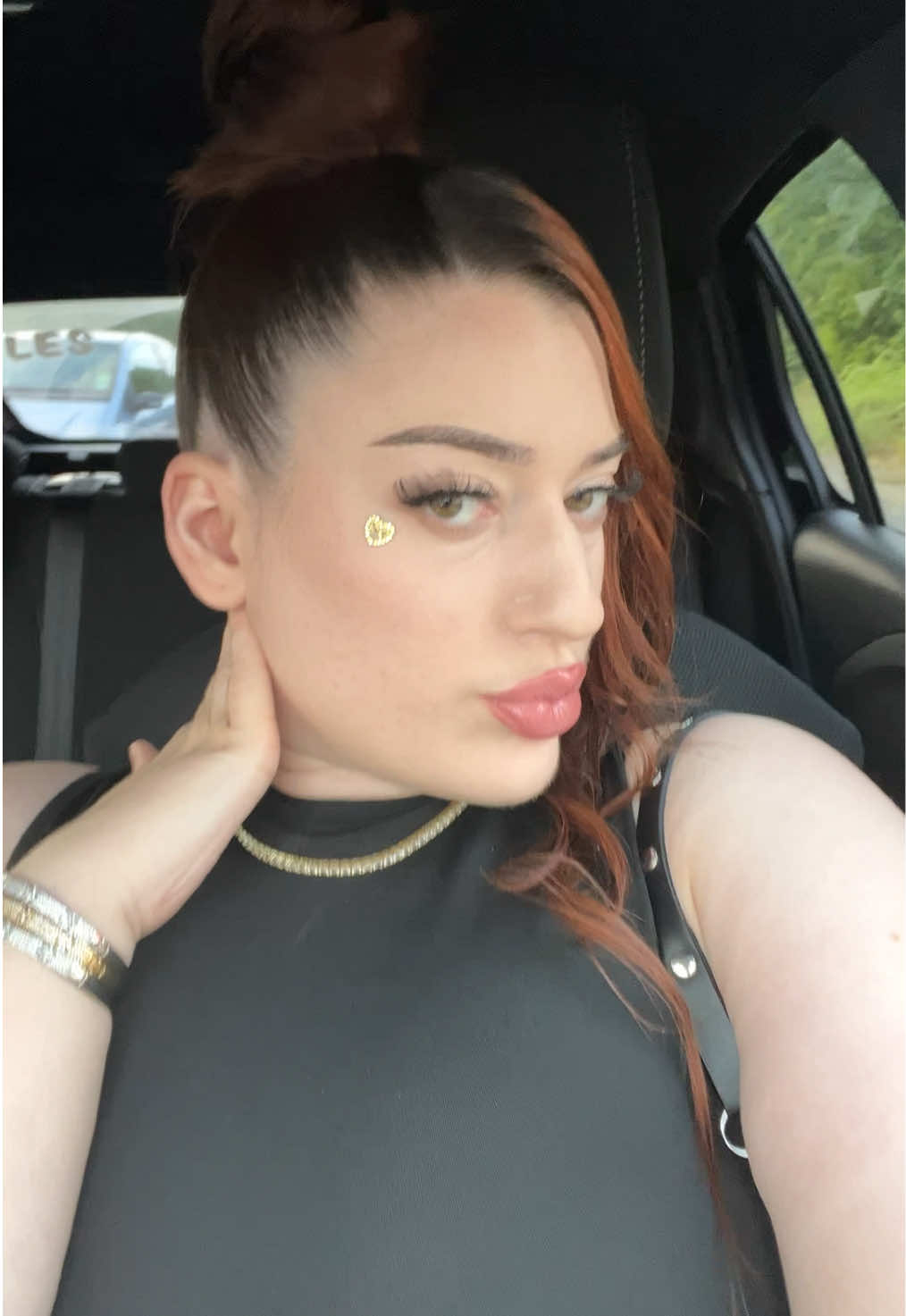 @adelynapeci