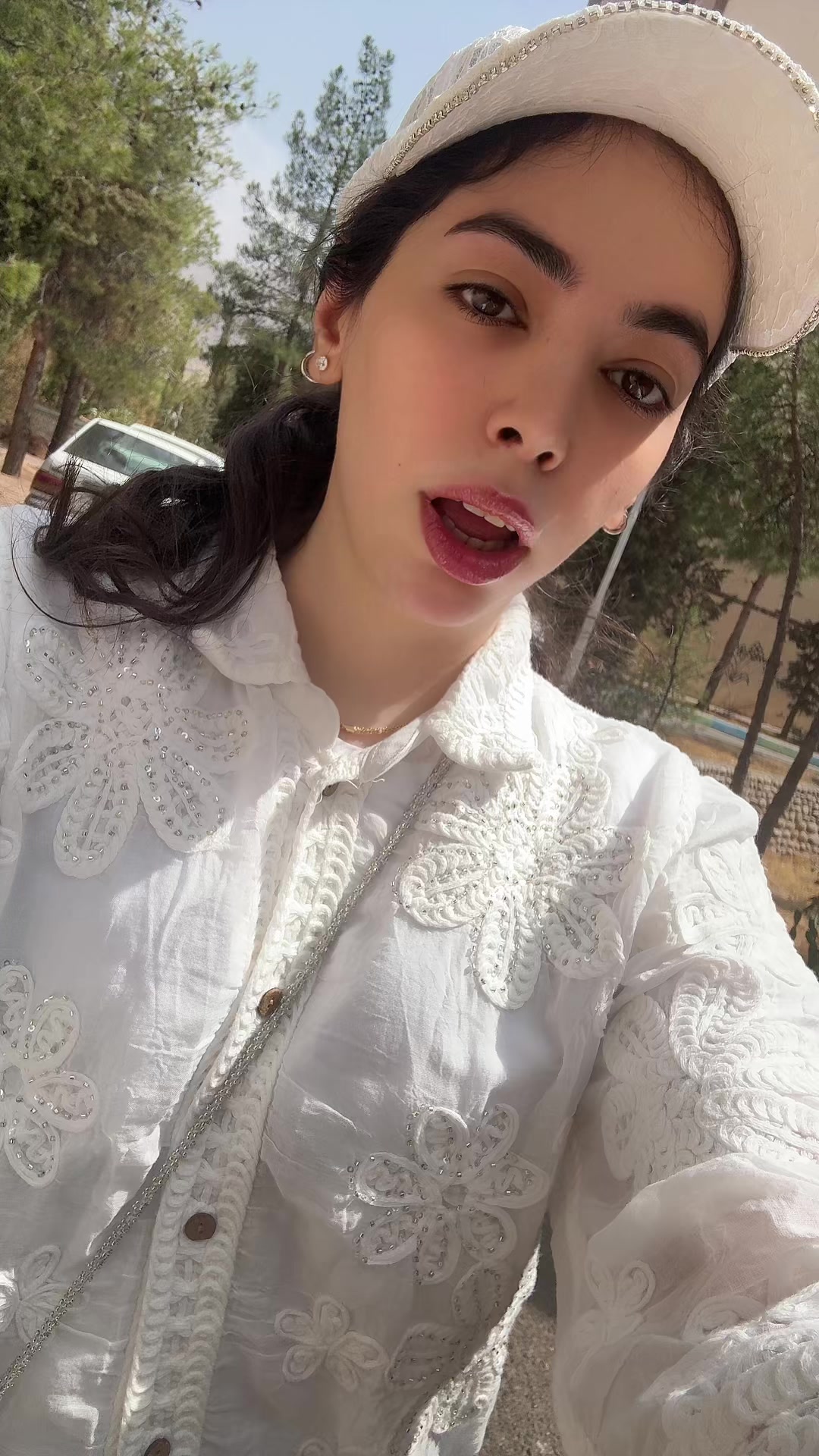 @Mahshid_kh