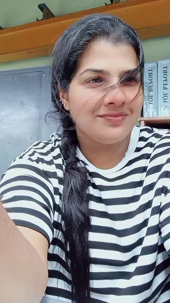 @❤️ 🧚 මලී 👩🦰 🌺🫰