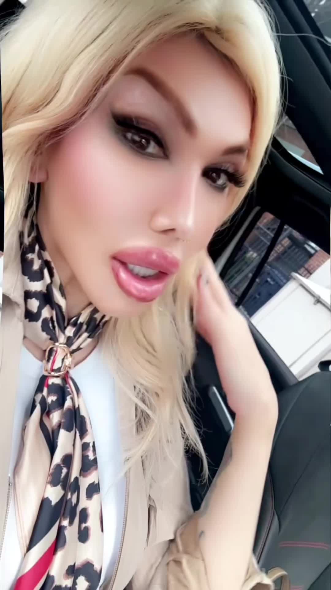 @Fabiana | Fashion & Beauty
