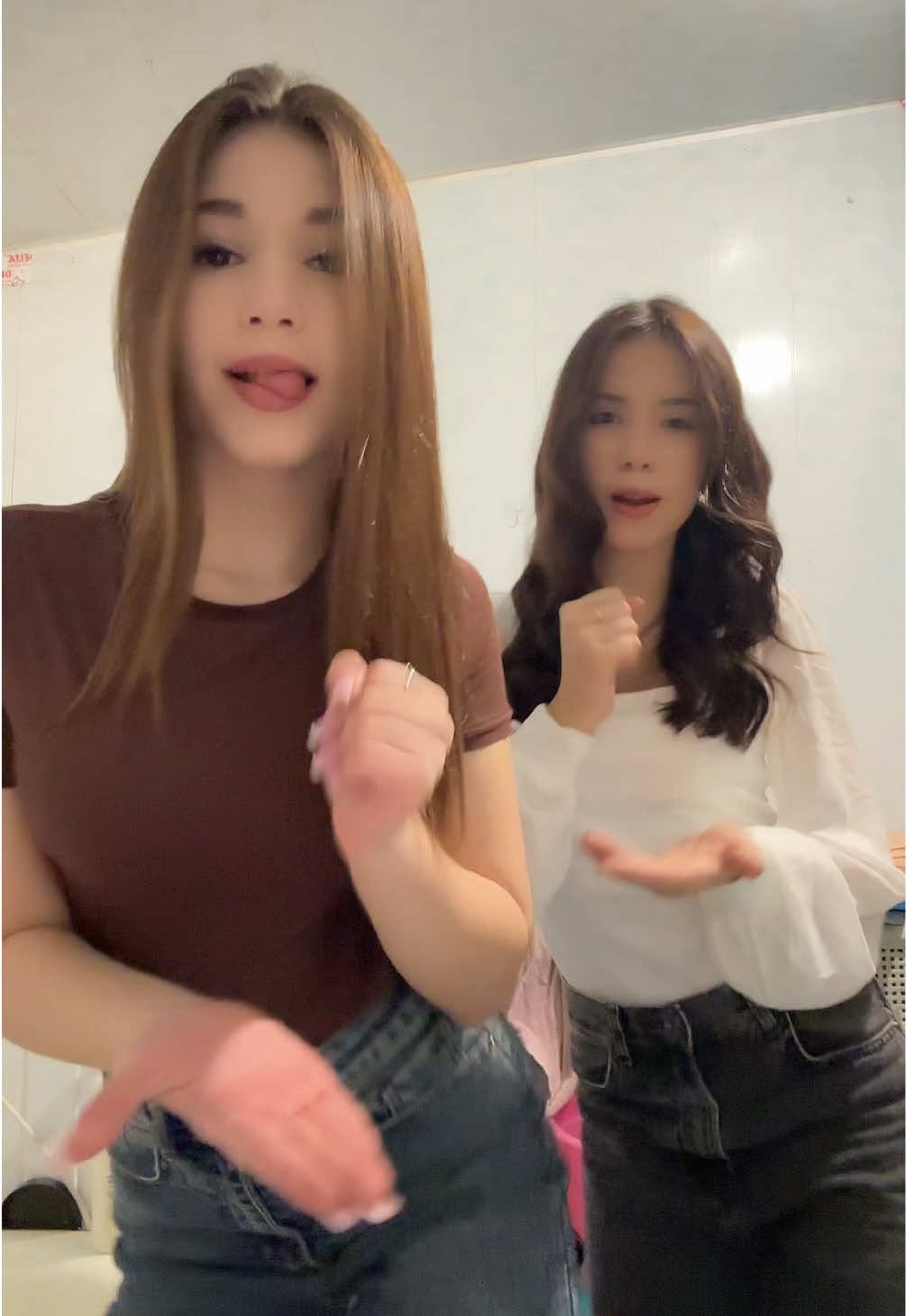 @𝑽𝒆𝒓𝒐𝒏𝒊𝒌𝒂🪽