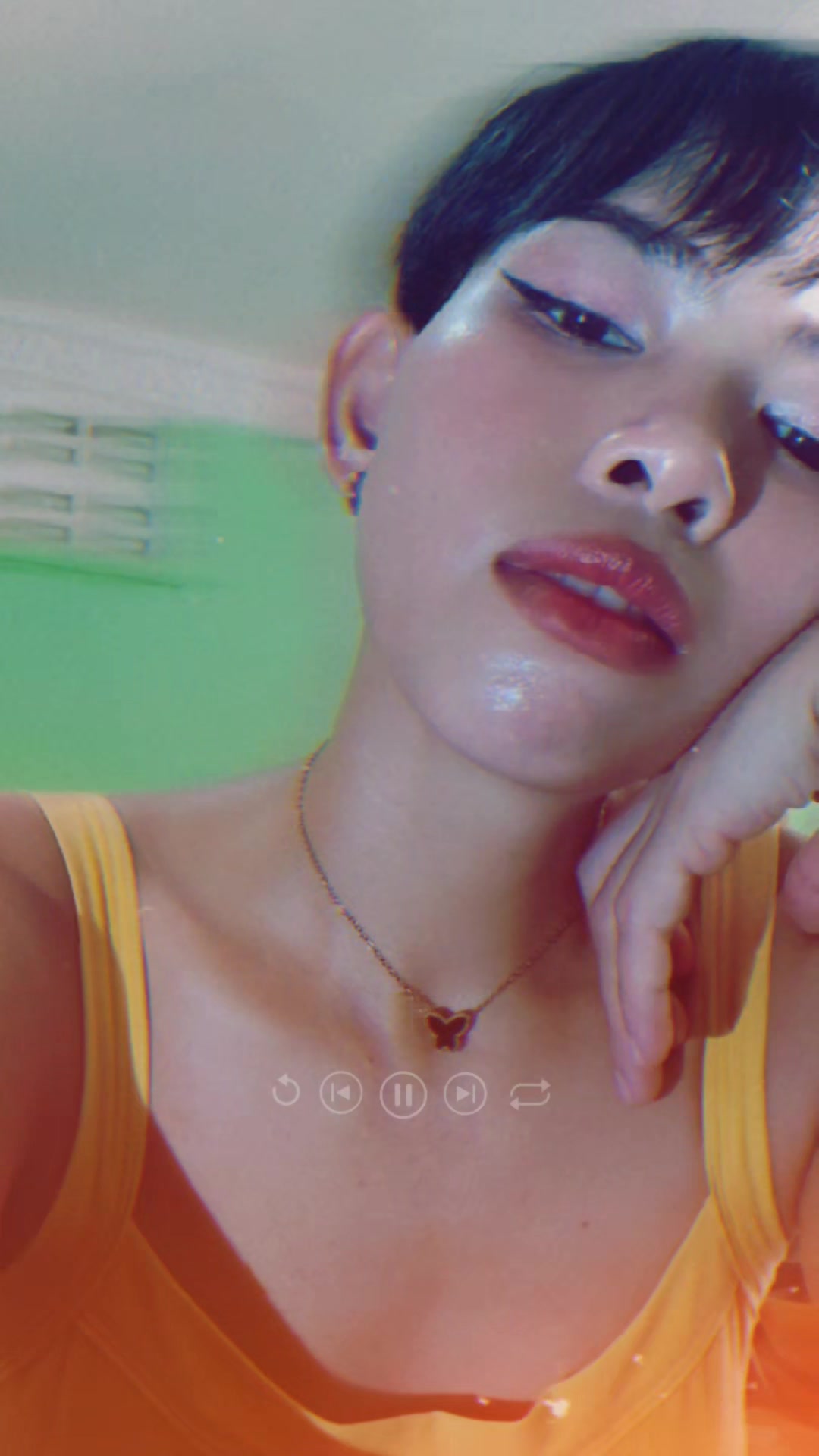 @Molyna