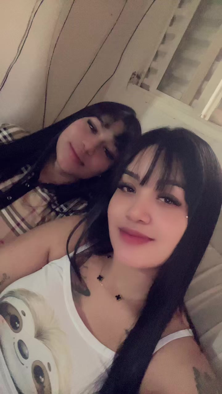@__karolayne