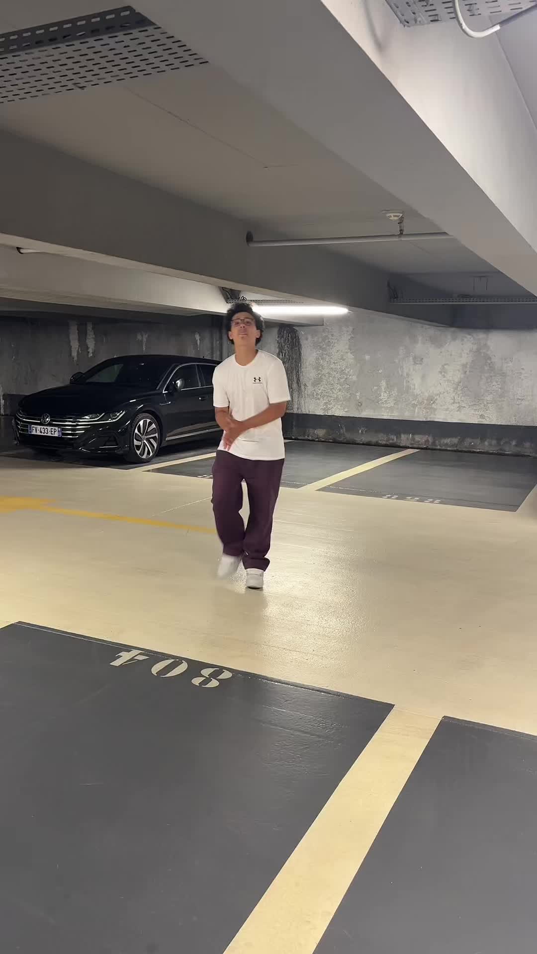 @Liamsi