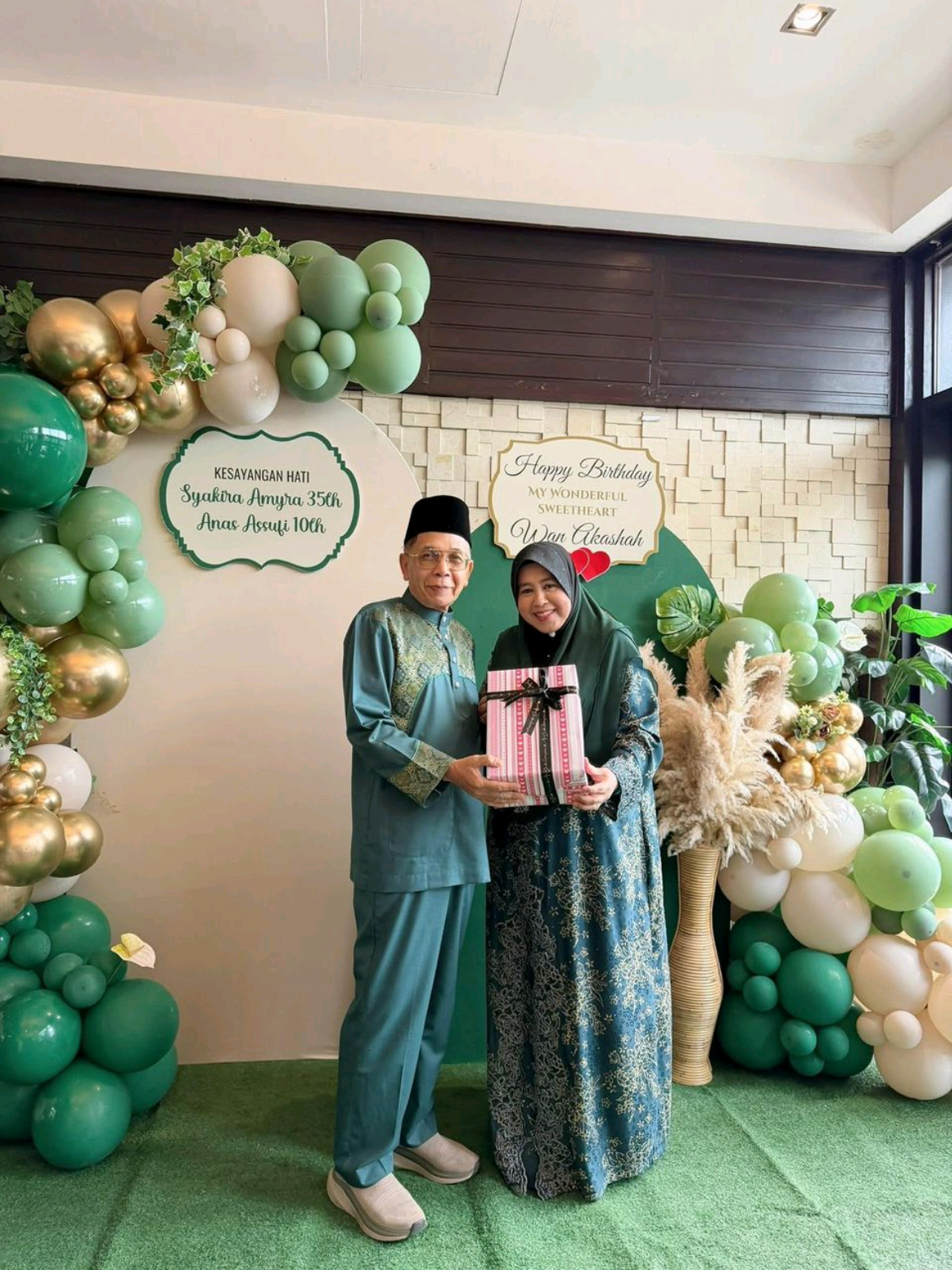 @NN Bloons Decore & Florist