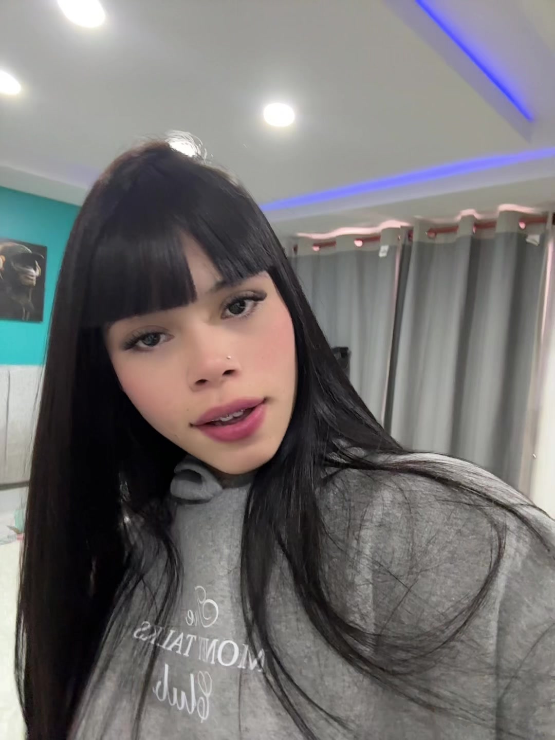 @vaaalll01_