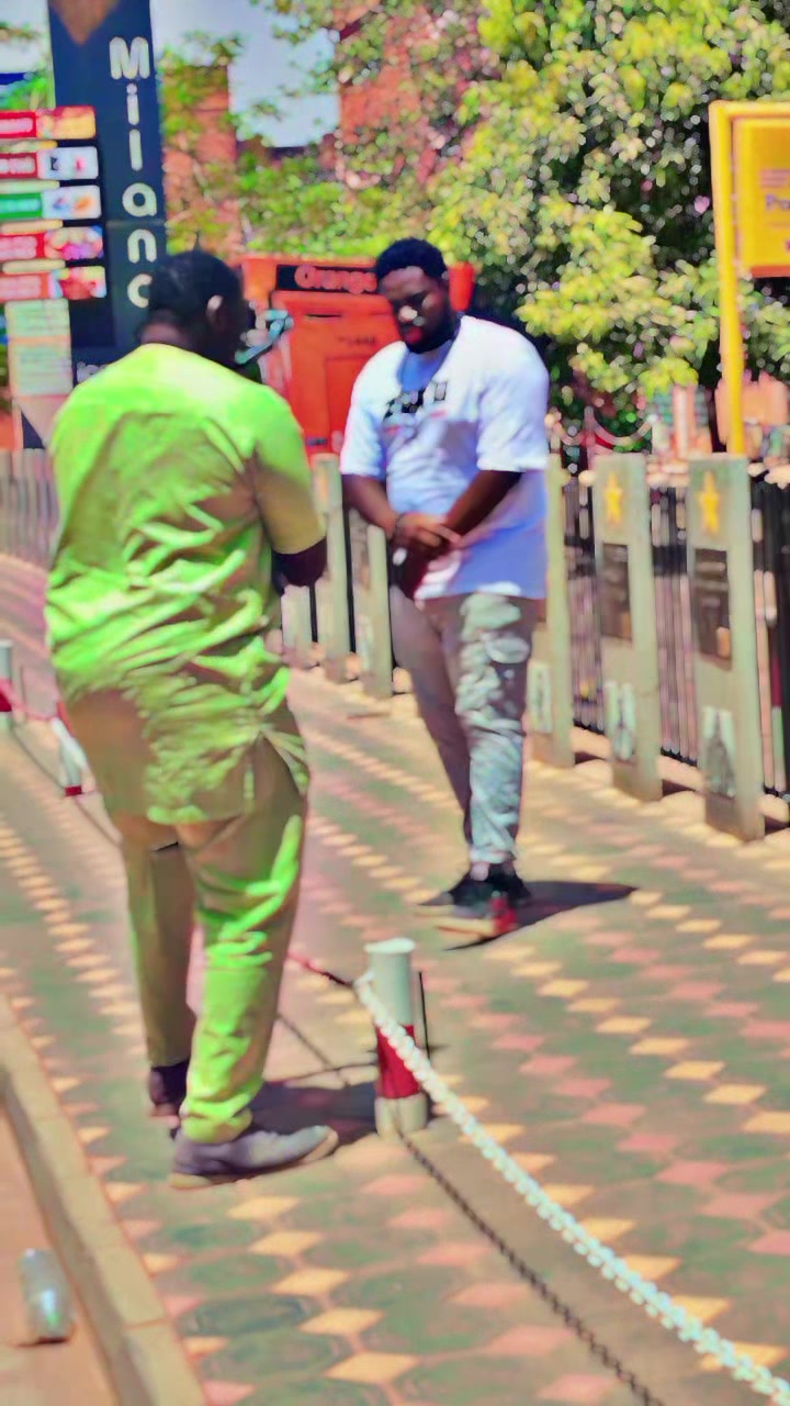 @ANONYME CLIP🎥📽️🇧🇫