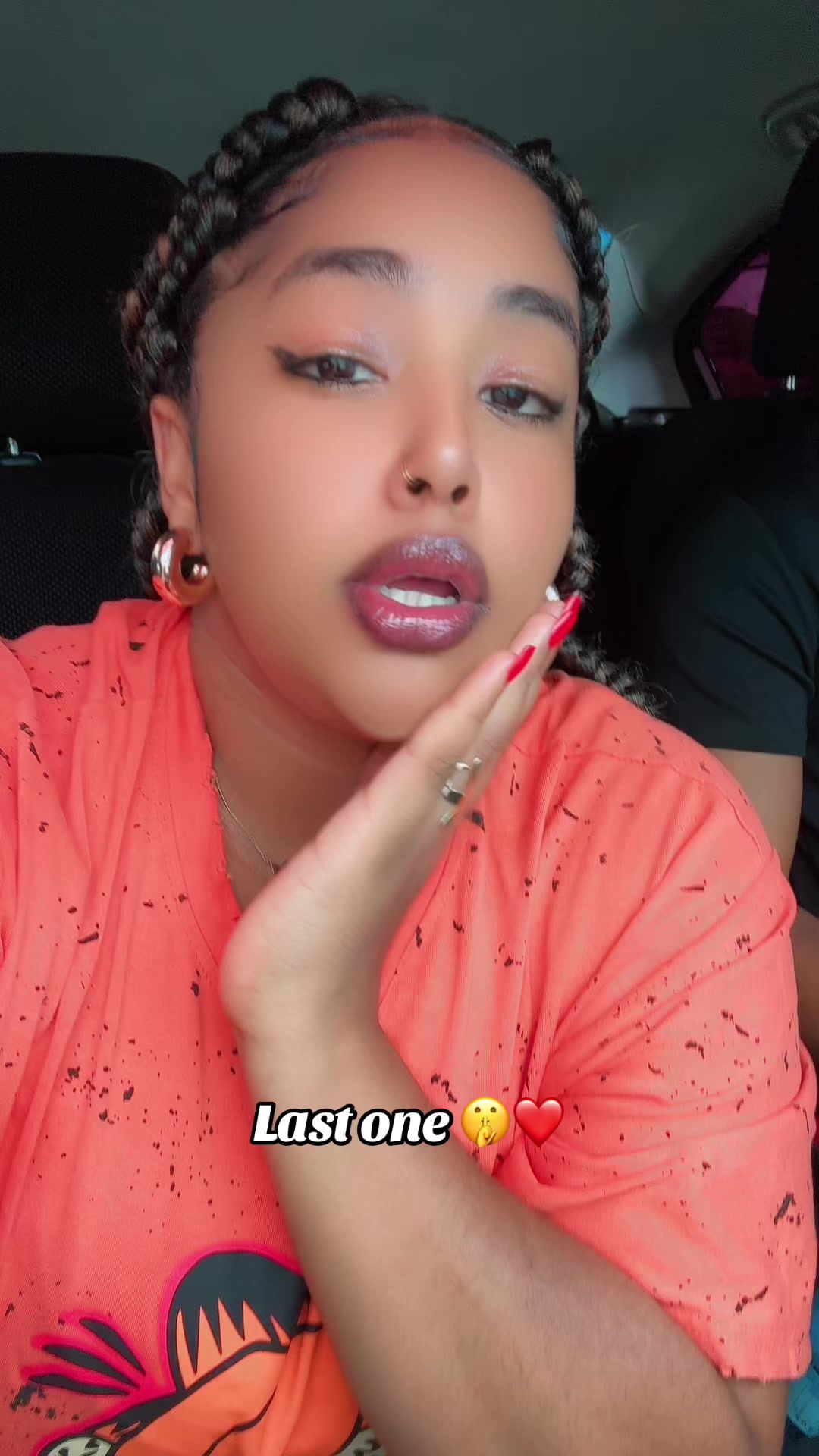 @Mina_the_queen